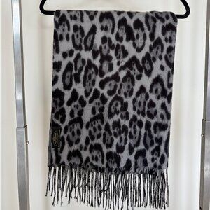 100% Cashmere Leopard Print Scarf Gray Black